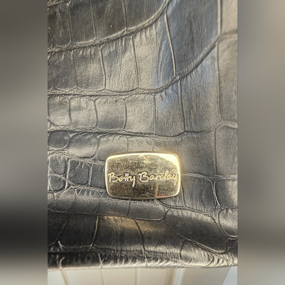 [Betty Barclay] Black Leather ♡♡ Over The Shoulder Purse - Picture 8 of 16